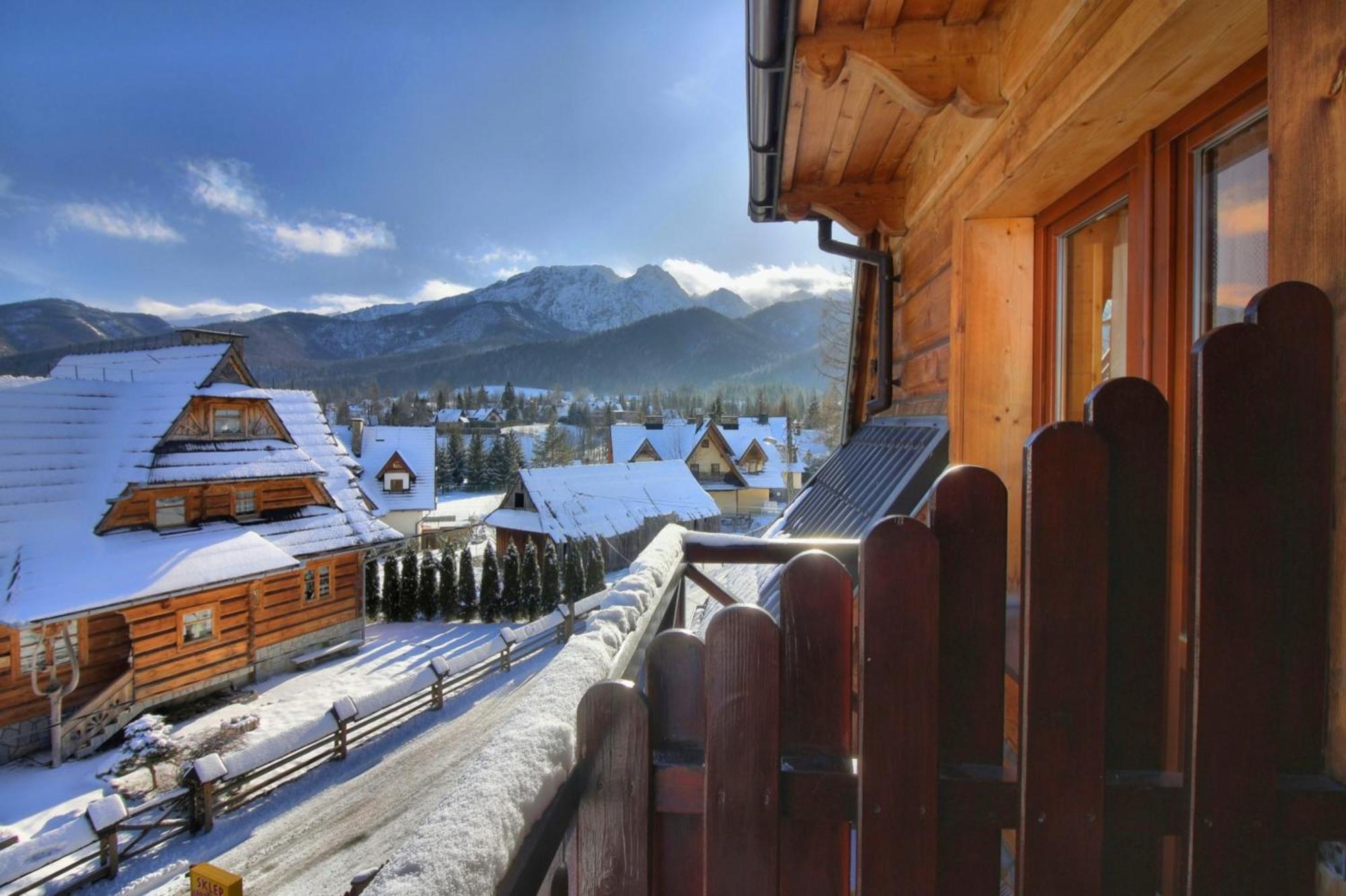 Pokoje Goscinne Pod Giewontem Zakopane Bagian luar foto
