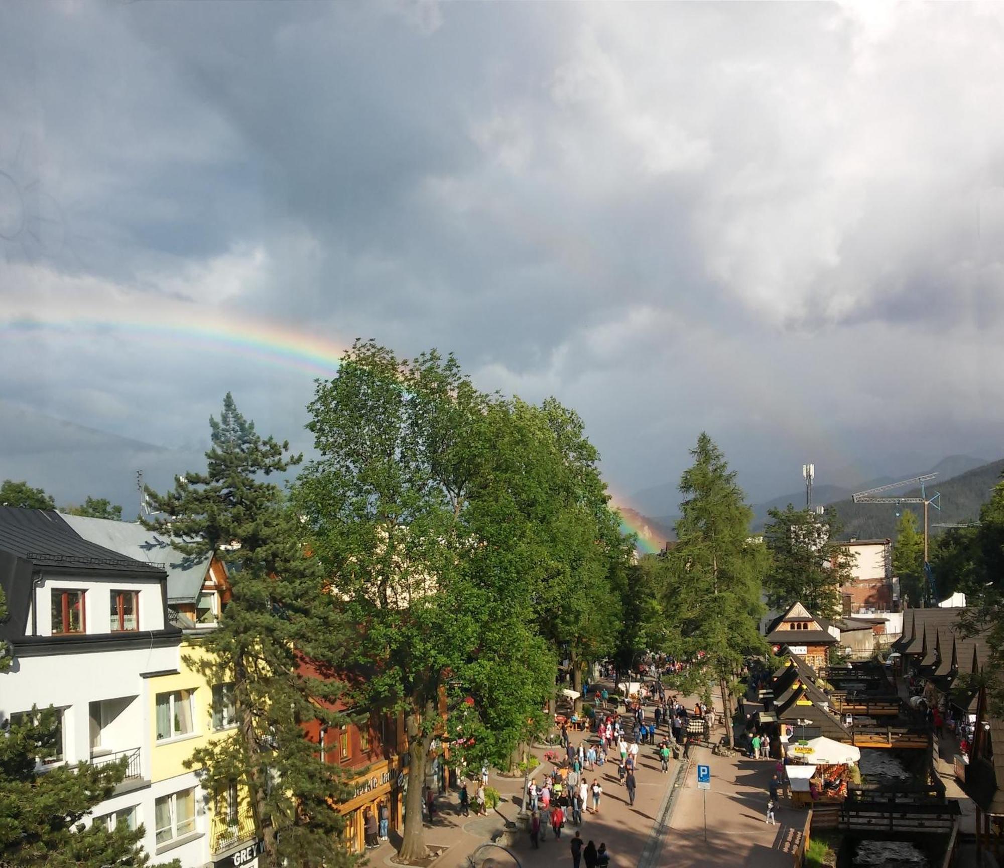 Pokoje Goscinne Pod Giewontem Zakopane Bagian luar foto