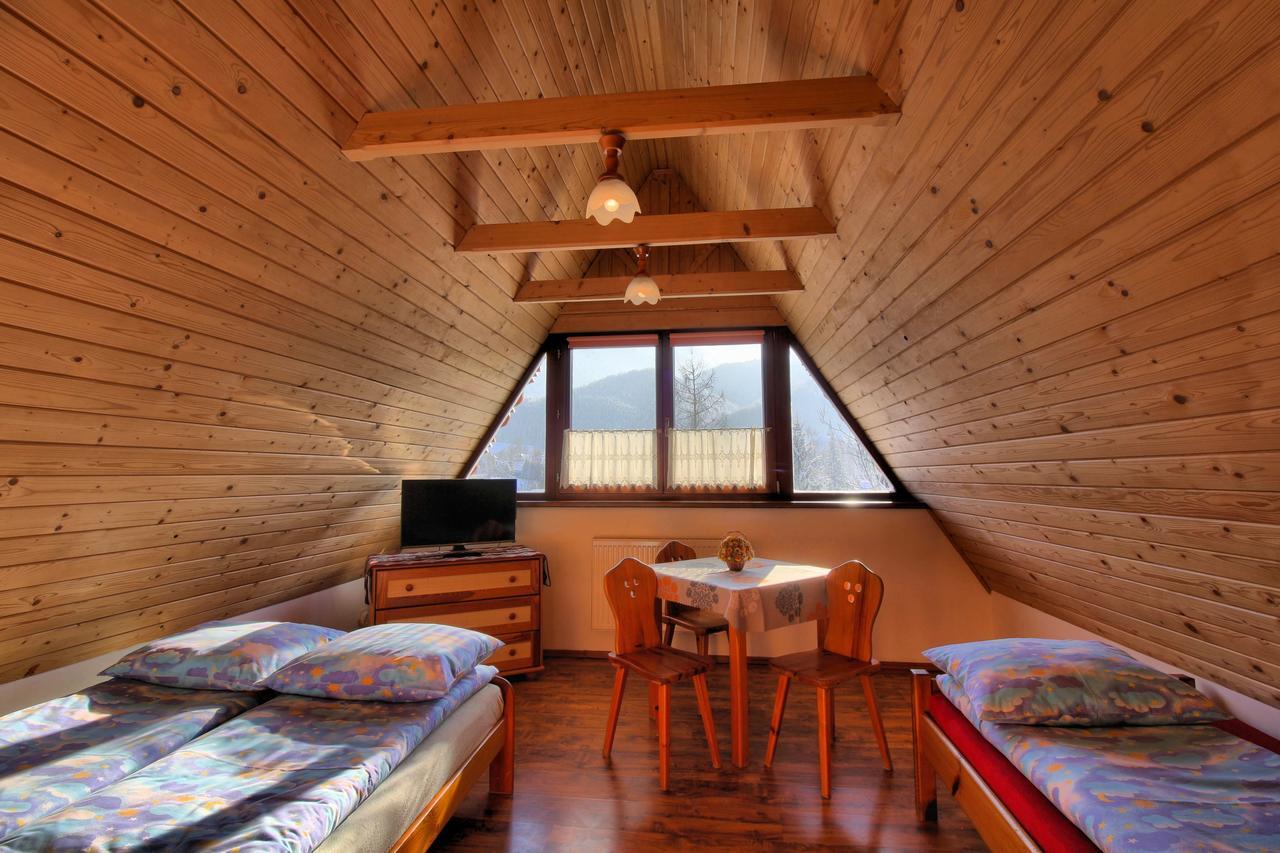 Pokoje Goscinne Pod Giewontem Zakopane Bagian luar foto