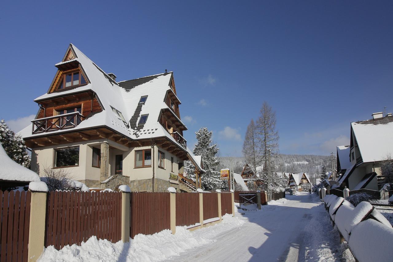 Pokoje Goscinne Pod Giewontem Zakopane Bagian luar foto