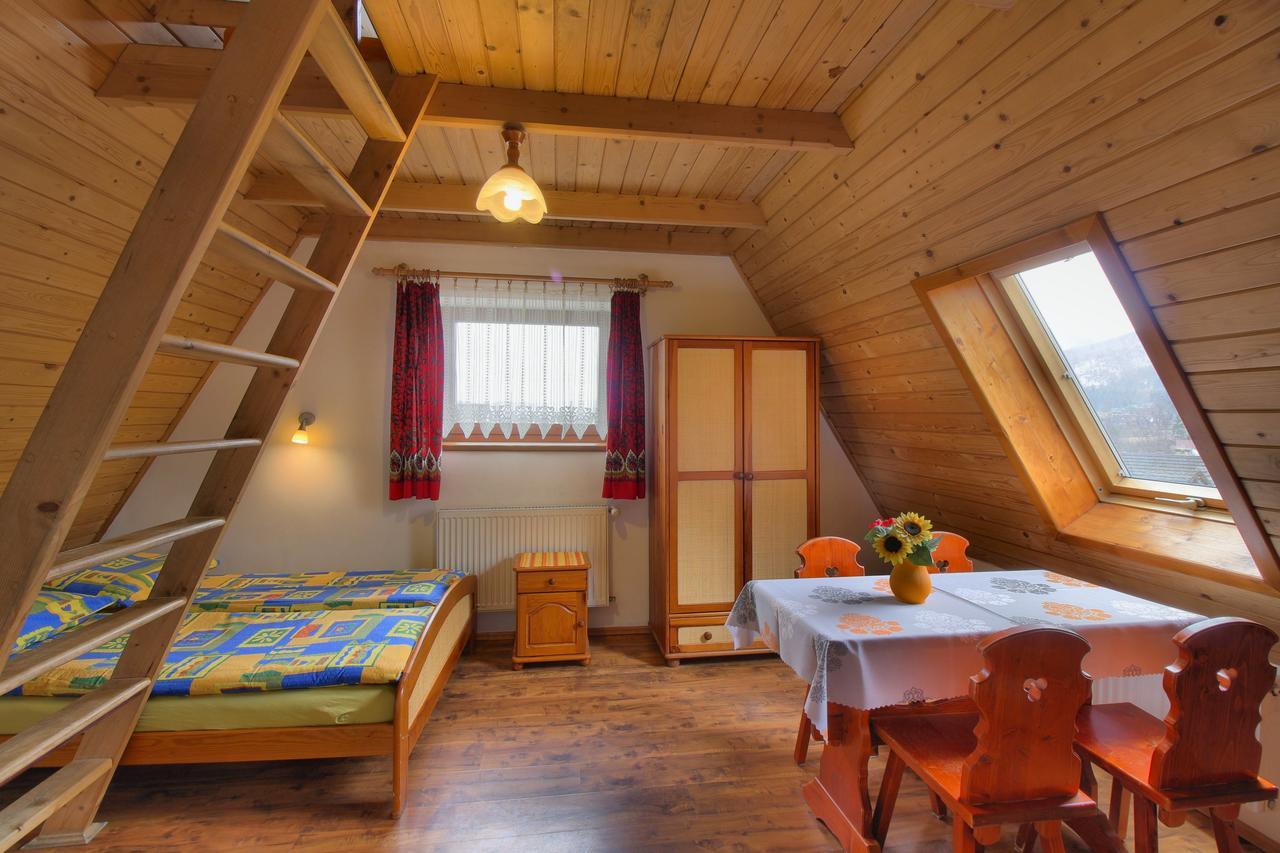 Pokoje Goscinne Pod Giewontem Zakopane Bagian luar foto